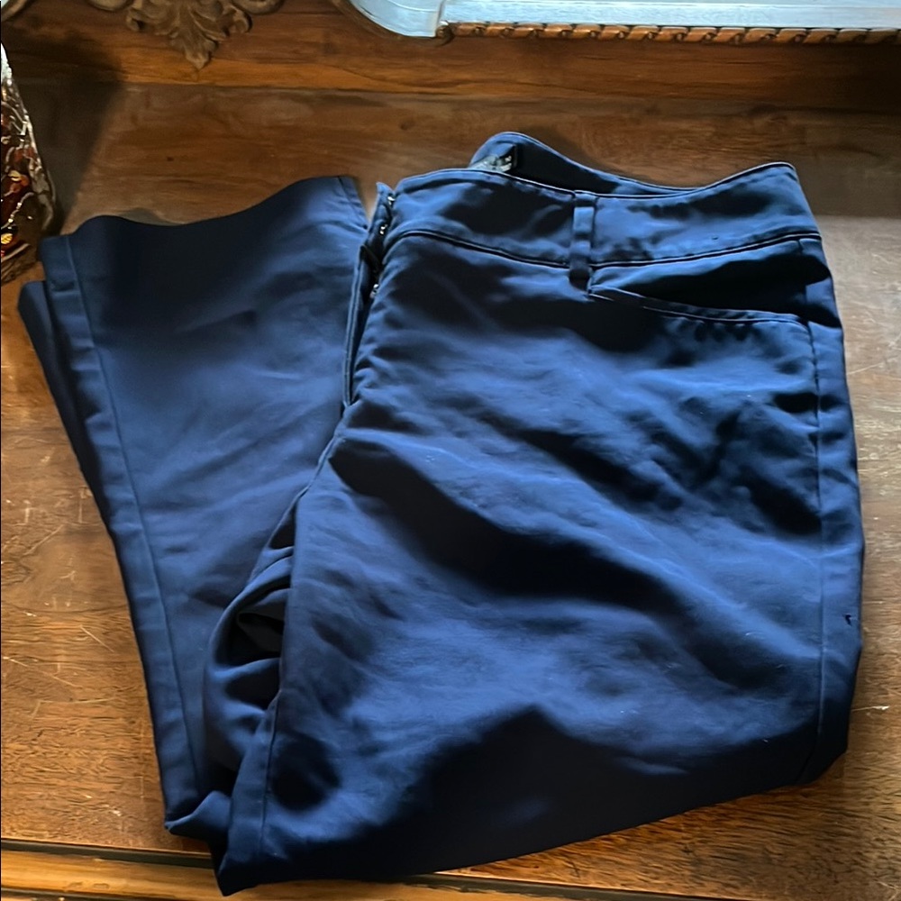 Women’s ny and co Navy cropped Pants with zipper detail